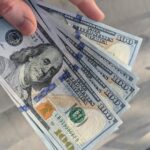 Empréstimos internacionais para brasileiros: como acessar linhas de crédito em dólares