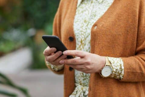 Crédito consignado digital: comparativo entre plataformas e taxas em 2025